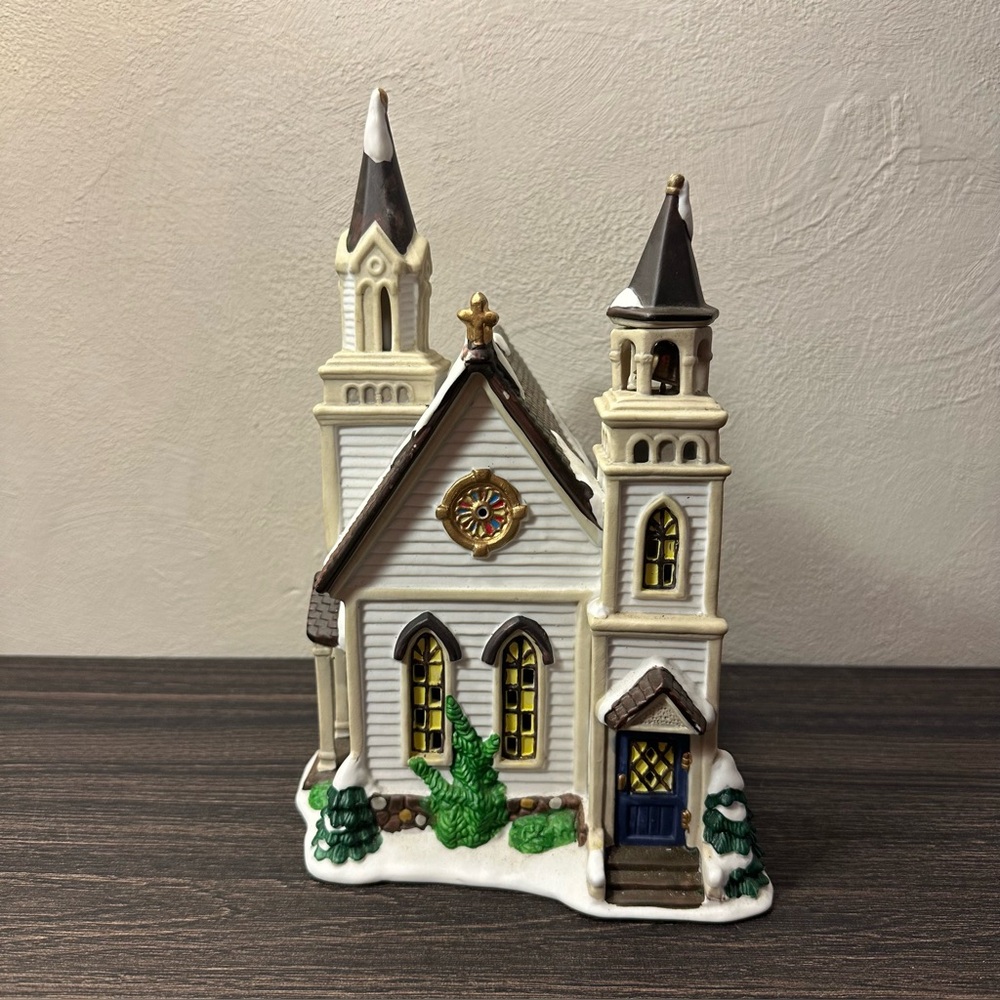 Lemax 2002 Carole Towne Owen Chapel Christmas Village Church